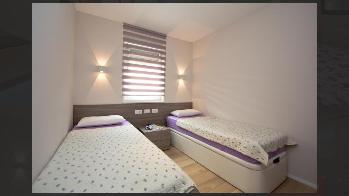 Adria Apartments Poreč Buitenkant foto